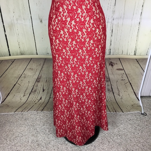 Red Lace Illusion Floor Length Dress NWT - Picture 4 of 8